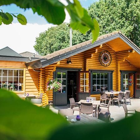 Vila Een Gezellige Chalet Met Zonnige Buitenruimte Op De Veluwe! Putten Exteriér fotografie