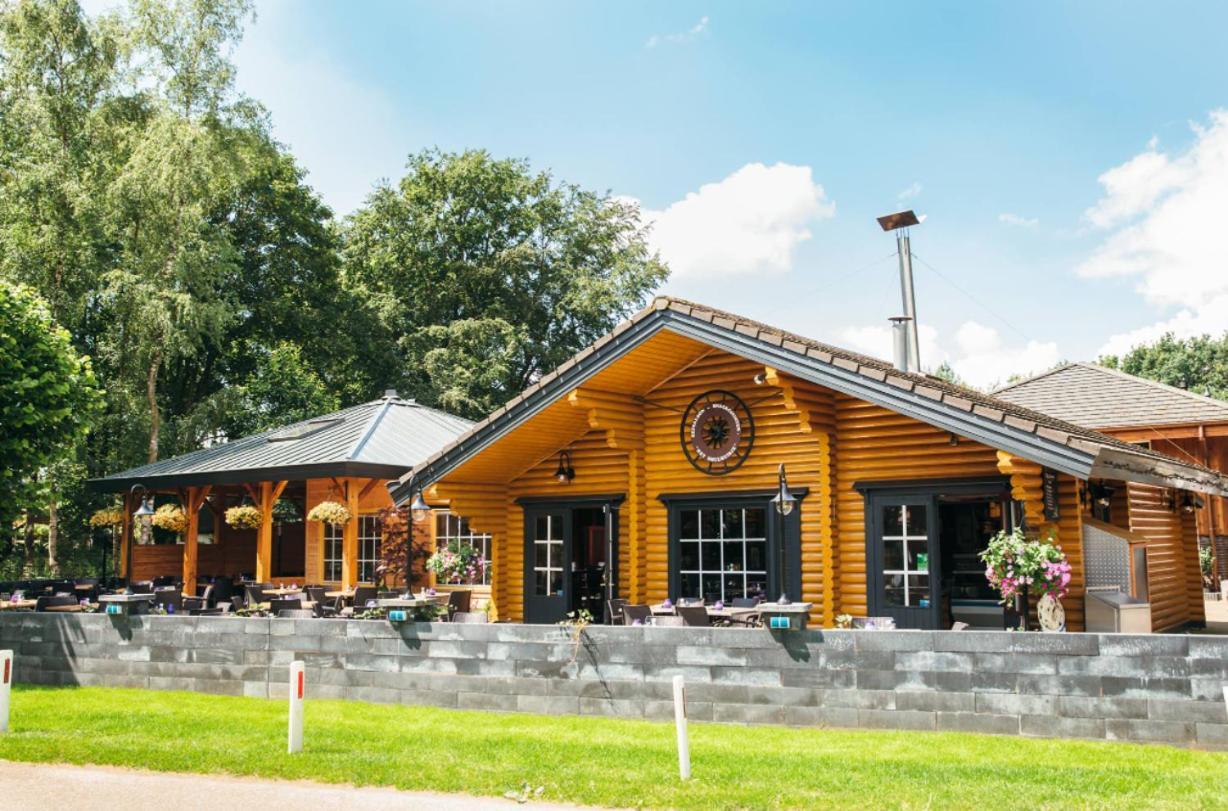 Vila Een Gezellige Chalet Met Zonnige Buitenruimte Op De Veluwe! Putten Exteriér fotografie